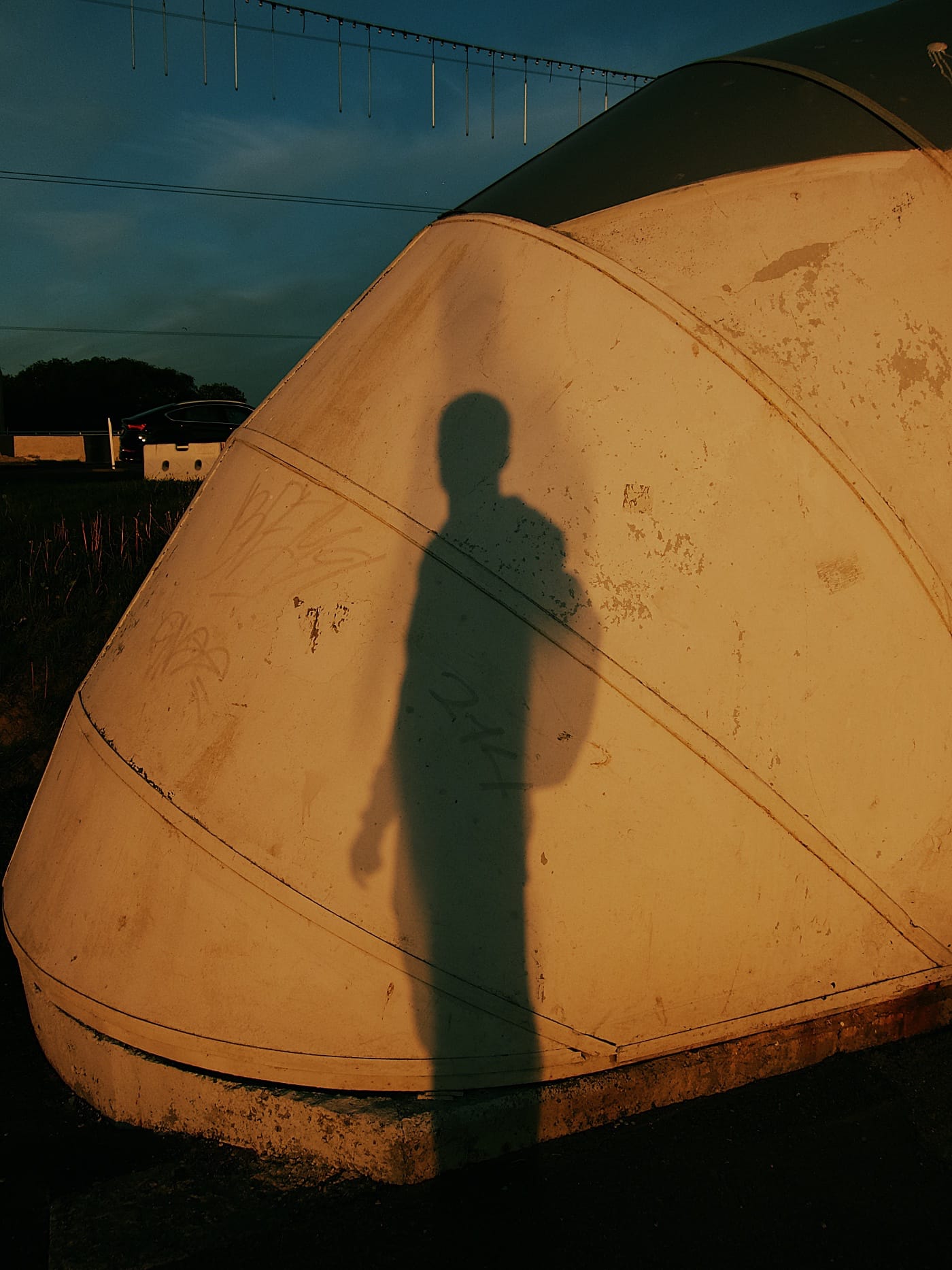 Антон Малявский. Моя тень на стене.