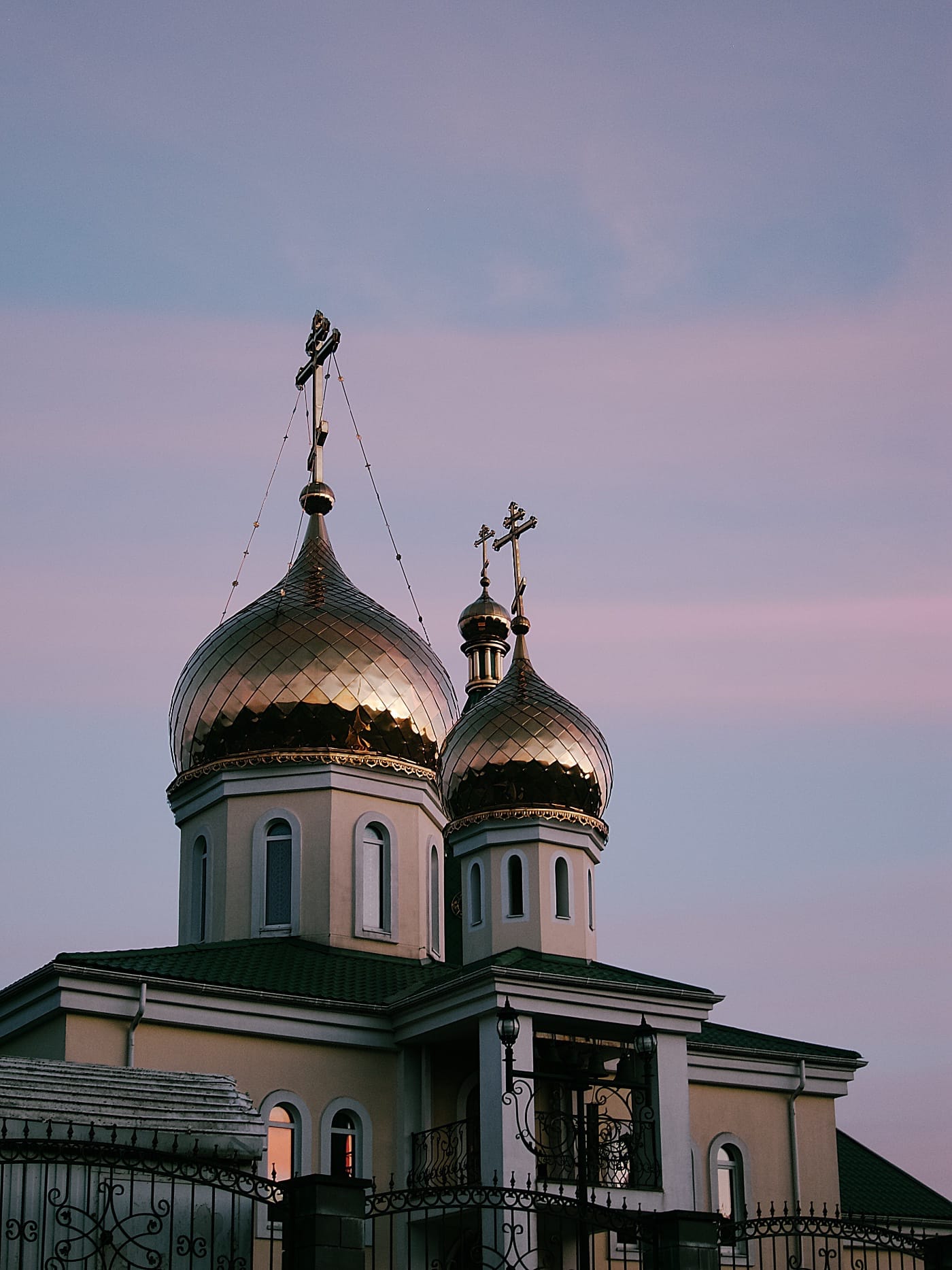 Церковь около Чижовского водохранилища в Минске