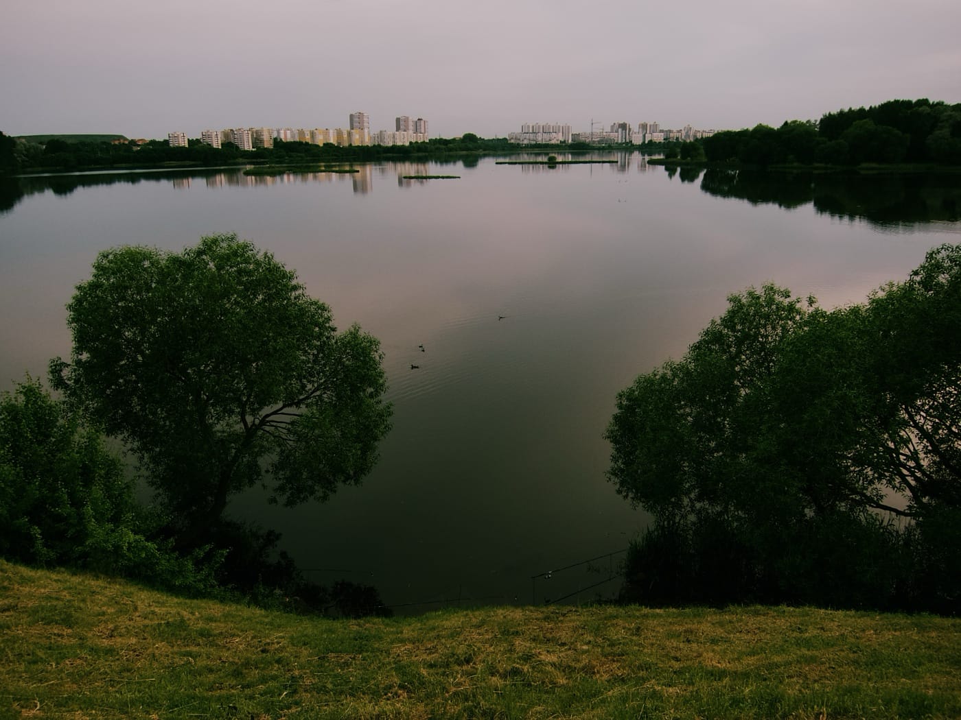 Панорама на Чижовское водохранилище в Минске