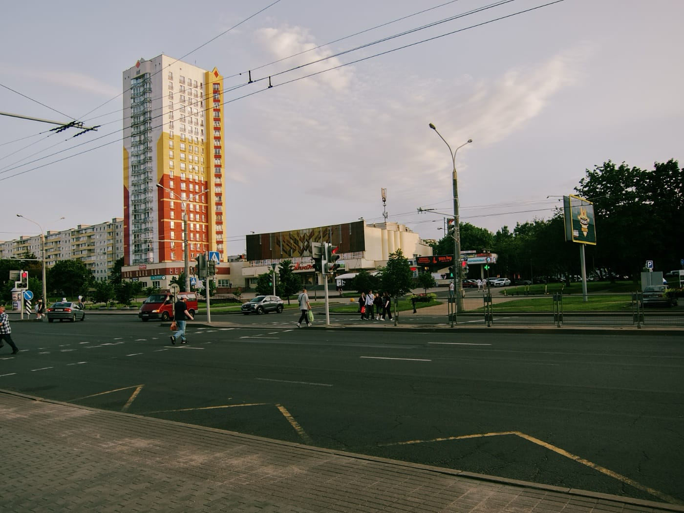 Вечерняя Серебрянка (пр. Рокоссовского)